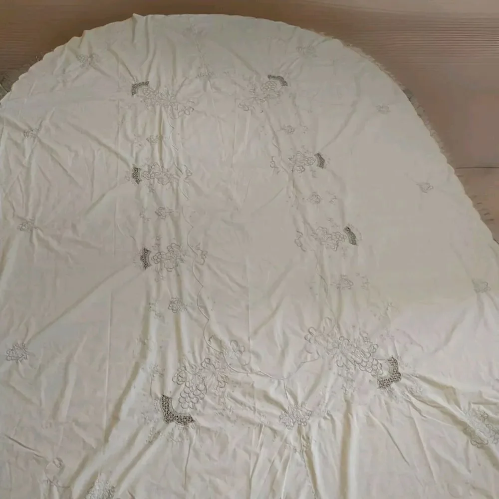 Large Tablecloth Embroidered Floral Cream Scalloped Trim Lightweight Oval Neutra